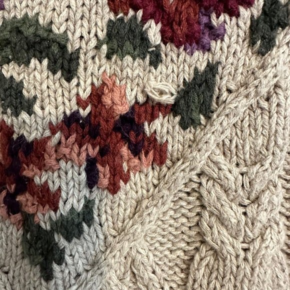 VNTG 80's Chrysantheme Cottagecore Cozy Beige Floral Padded Shoulder Sweater Med - Picture 9 of 9